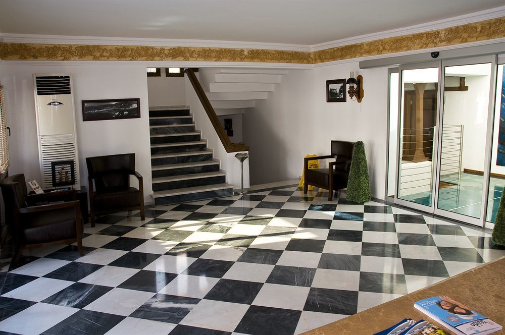 Manastir & Hotel 4*
